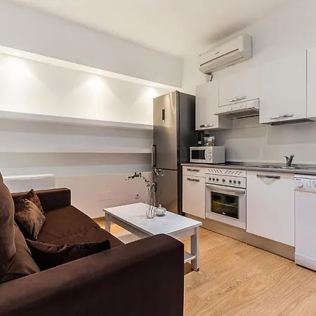 Waou Apartamentos En Sol Confort 4 Madrid Exterior photo